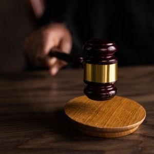 Tus mejores opciones para estudiar derecho en España