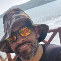 Profesor - Ulises Navarro