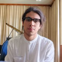 Profesor - Adrian Echeverria