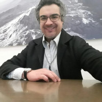 Profesor - Adalberto Guerrero