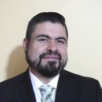 Profesor - Erik Huizar