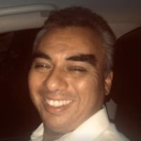 Profesor - Juan Maya
